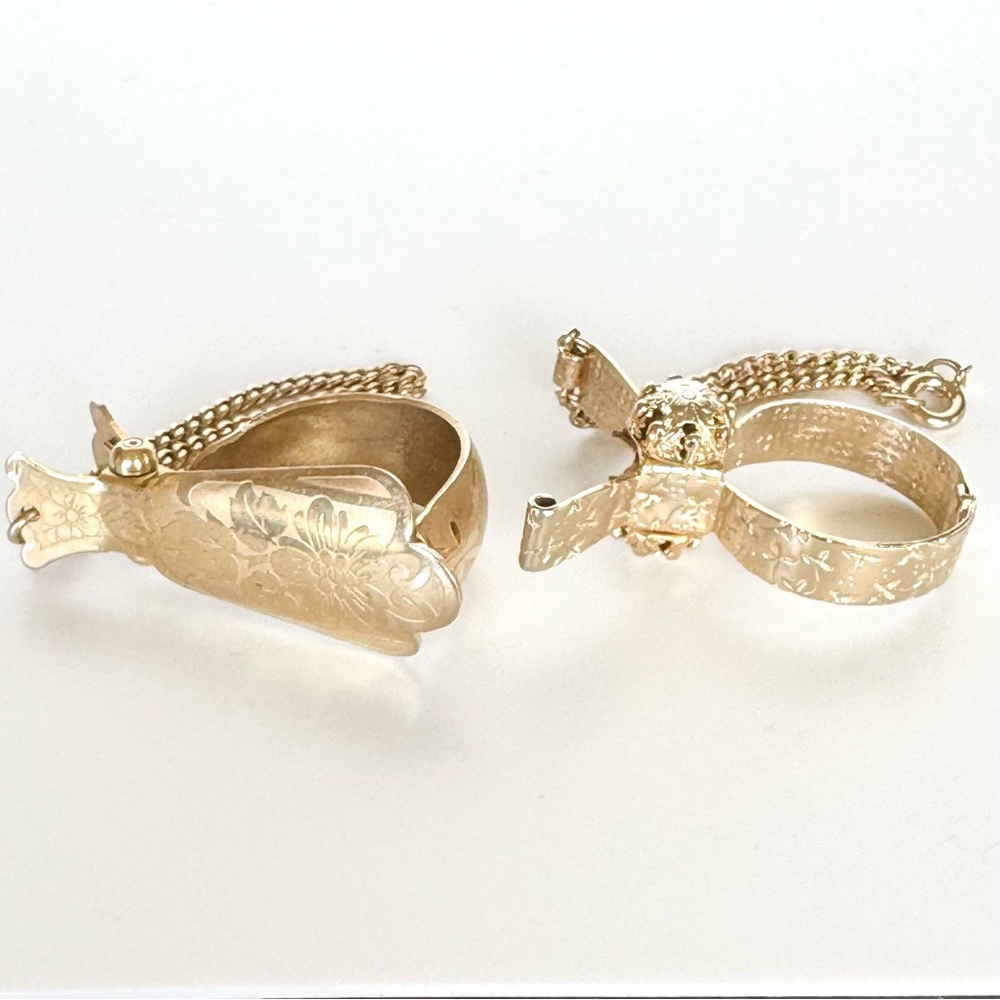 Vintage gold tone glove clips